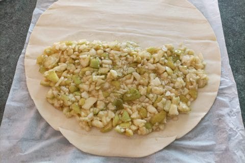 Cliquez pour zoomer ! Chaussons express pommes raisins Thermomix par qunegonde