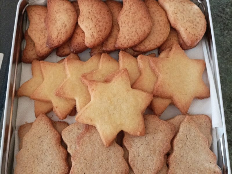 Cliquez pour zoomer ! Sablés au miel Thermomix par qunegonde