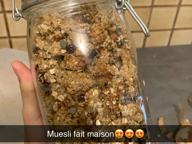 Cliquez pour zoomer ! Granola dattes et banane Thermomix par amelia_4