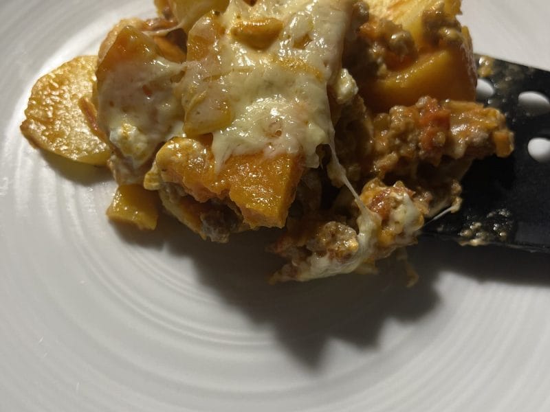 Cliquez pour zoomer ! Casserole de patates douces à la viande hachée et fêta Thermomix par alexandra_momix