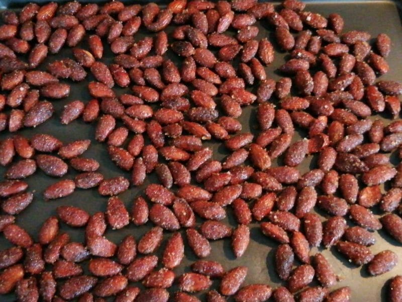 Cliquez pour zoomer ! Amandes grillées à la cannelle et au miel Thermomix par k76400