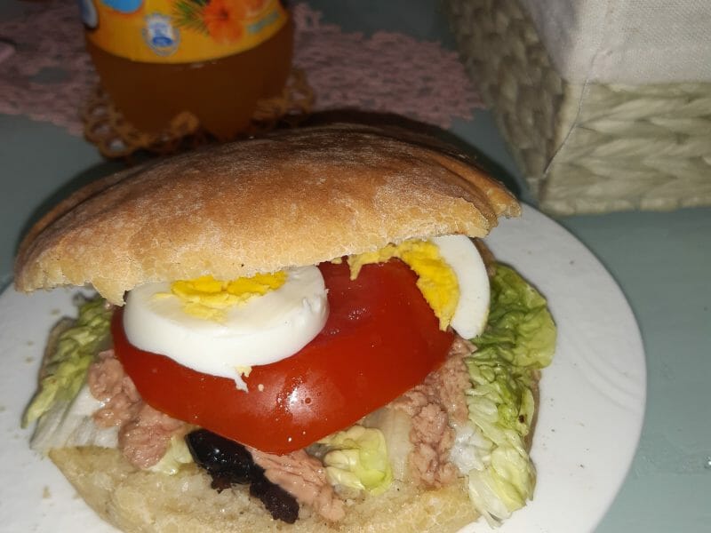 Cliquez pour zoomer ! Pain bagnat Thermomix par sofiabousnah@gmail_com