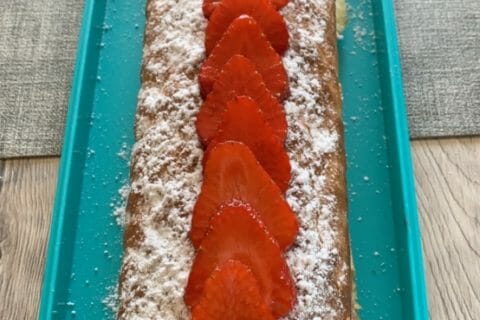 Cliquez pour zoomer ! Fraisier roulé Thermomix par anais_225