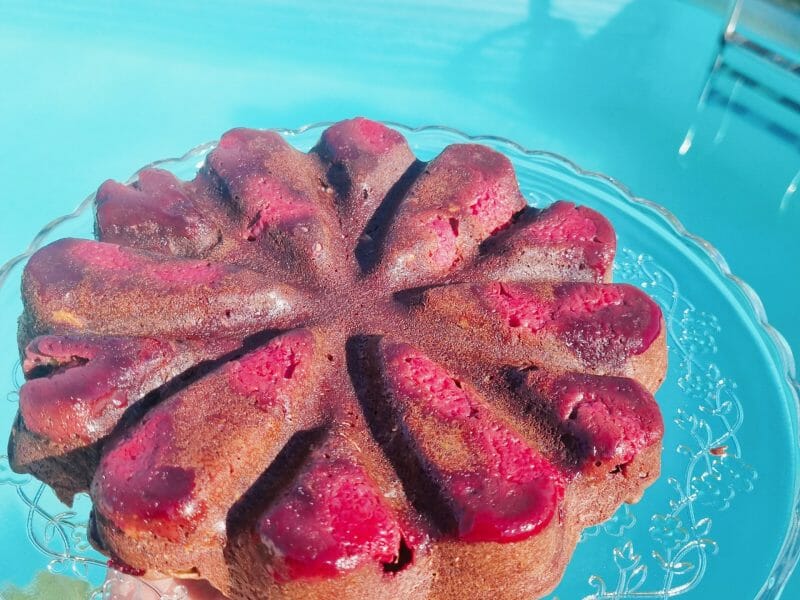 Cliquez pour zoomer ! Brownie framboises, pistaches et pépites de chocolat blanc Thermomix par emice1119