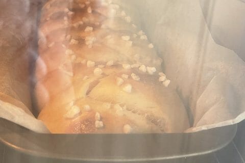 Cliquez pour zoomer ! Brioche tressée à la mie filante Thermomix par Angieblueyes