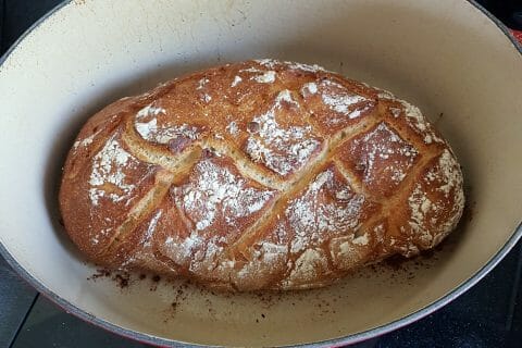 Cliquez pour zoomer ! Pain Cocotte Thermomix par aurelie_426