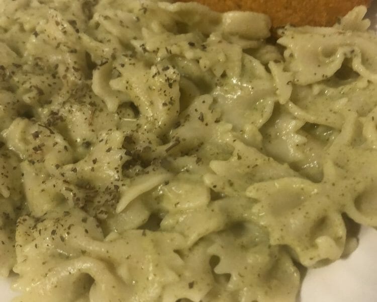 Cliquez pour zoomer ! Farfalle à la crème de courgettes Thermomix par lilia_4