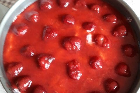 Cliquez pour zoomer ! Bavarois aux fraises Thermomix par isaperle