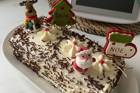 Cliquez pour zoomer ! Bûche forêt noire Thermomix par delphine62880