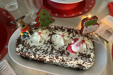 Cliquez pour zoomer ! Bûche forêt noire Thermomix par delphine62880