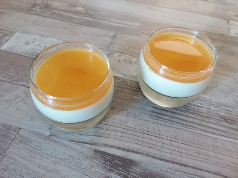 Cliquez pour zoomer ! Panna cotta au sirop de pamplemousse Thermomix par monique_18