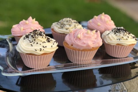 Cliquez pour zoomer ! Cupcakes à la framboise Thermomix par Jihane-1025