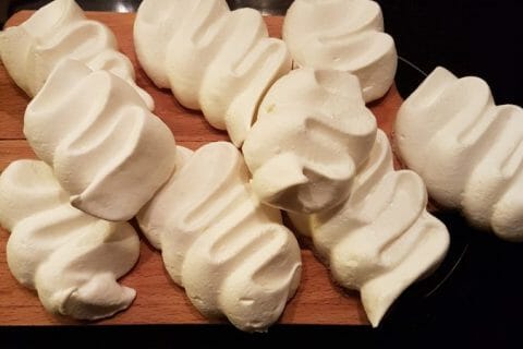 Cliquez pour zoomer ! Meringues Thermomix par Clem102