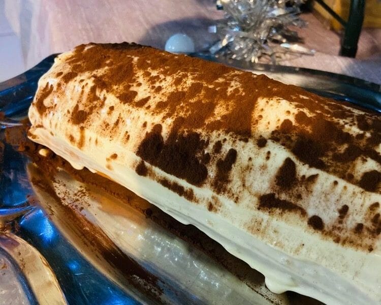 Cliquez pour zoomer ! Bûche Tiramisu Thermomix par sonia_113