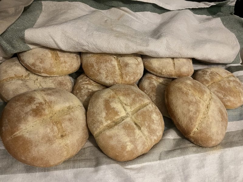 Cliquez pour zoomer ! Pains à la semoule au four Thermomix par Siham.M