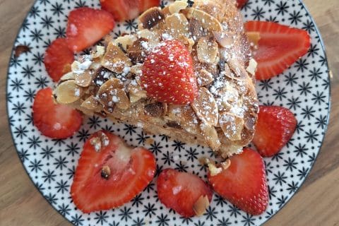 Cliquez pour zoomer ! Gâteau façon croissant aux amandes Thermomix par 🦕VéroFripouille🦖