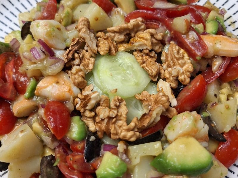 Cliquez pour zoomer ! Salade pommes de terre, saumon et avocat Thermomix par 🦕VéroFripouille🦖