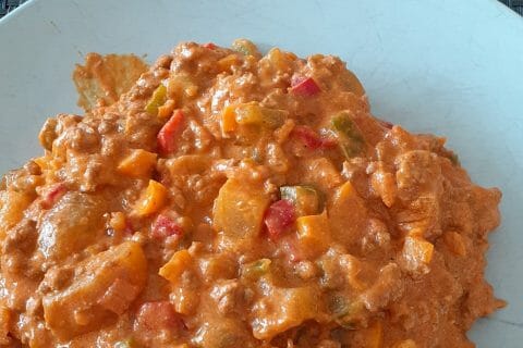 Cliquez pour zoomer ! Boeuf aux poivrons et pommes de terre Thermomix par 🦕VéroFripouille🦖