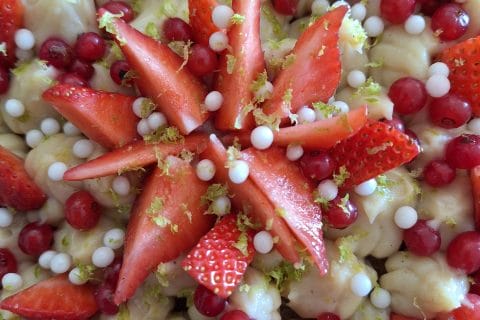 Cliquez pour zoomer ! Tarte renversée aux fruits rouges et citron vert Thermomix par 🦕VéroFripouille🦖