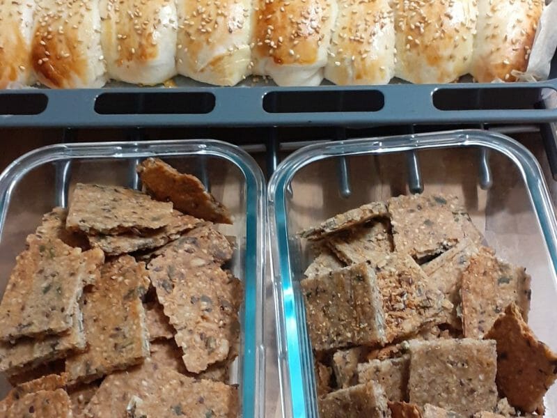 Cliquez pour zoomer ! Crackers salés à l’emmental et aux graines Thermomix par 🦕VéroFripouille🦖