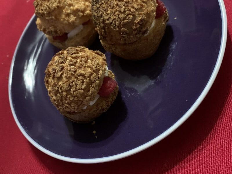 Cliquez pour zoomer ! Choux craquelin fraises chantilly Thermomix par tamogen