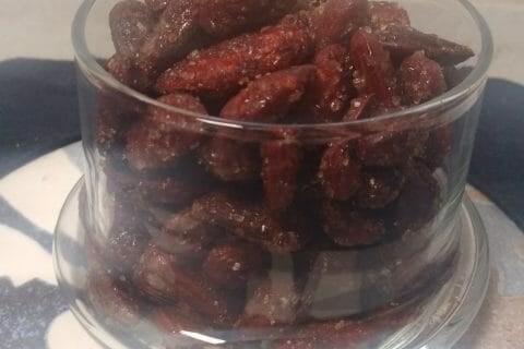 Cliquez pour zoomer ! Amandes grillées à la cannelle et au miel Thermomix par meryem_14