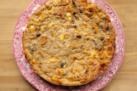 Cliquez pour zoomer ! Pudding salé au pain et aux lardons Thermomix par cflo68🐞