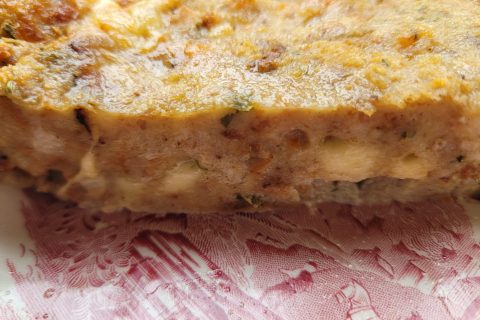 Cliquez pour zoomer ! Pudding salé au pain et aux lardons Thermomix par cflo68🐞