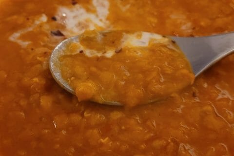 Cliquez pour zoomer ! Soupe de lentilles corail, curry et coco Thermomix par cflo68🐞