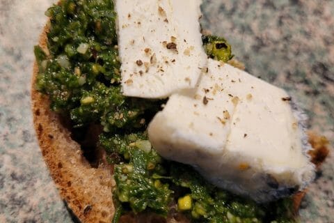 Cliquez pour zoomer ! Pesto aux fanes de radis Thermomix par cflo68🐞