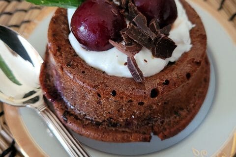 Cliquez pour zoomer ! Gâteau au chocolat et aux cerises Thermomix par cflo68🐞