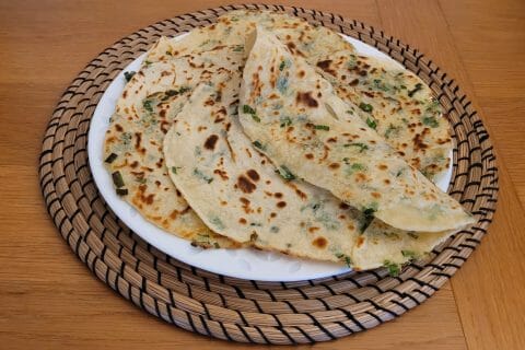 Cliquez pour zoomer ! Cong you bing – galettes à la ciboule Thermomix par cflo68🐞