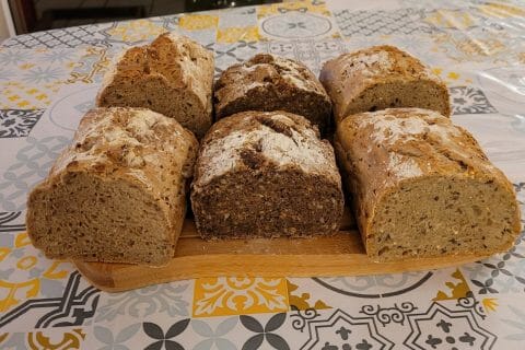 Cliquez pour zoomer ! Petits pains aux céréales Thermomix par cflo68🐞