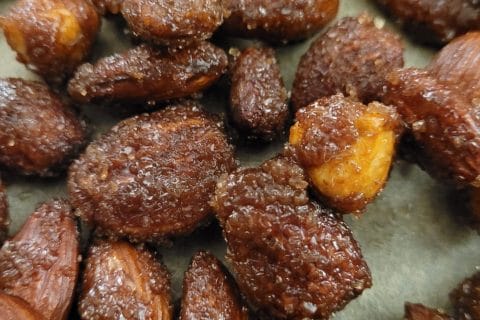 Cliquez pour zoomer ! Amandes grillées à la cannelle et au miel Thermomix par cflo68🐞