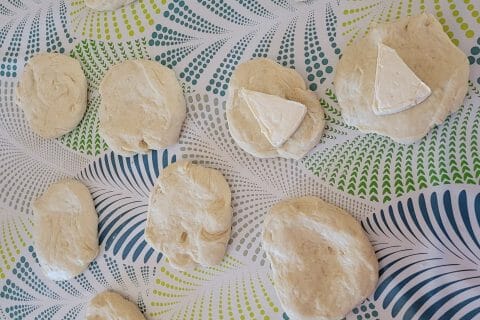 Cliquez pour zoomer ! Naans à l’ail et à la coriandre Thermomix par cflo68🐞