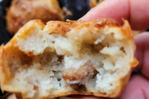 Cliquez pour zoomer ! Cake à la fourme d’Ambert, noix et raisins secs Thermomix par cflo68🐞