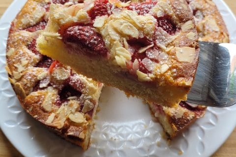 Cliquez pour zoomer ! Gâteau amandes et fruits rouges Thermomix par cflo68🐞