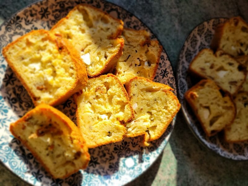 Cliquez pour zoomer ! Cake chèvre, noisettes et lardons Thermomix par cflo68🐞