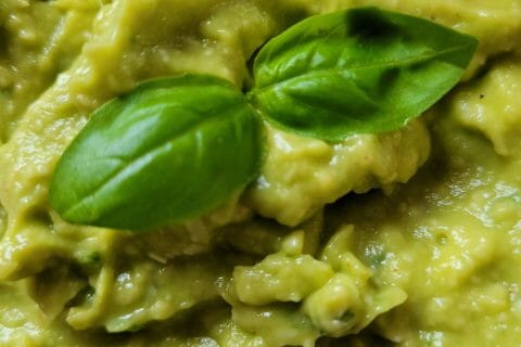 Cliquez pour zoomer ! Pâtes au pesto d’avocat Thermomix par cflo68🐞