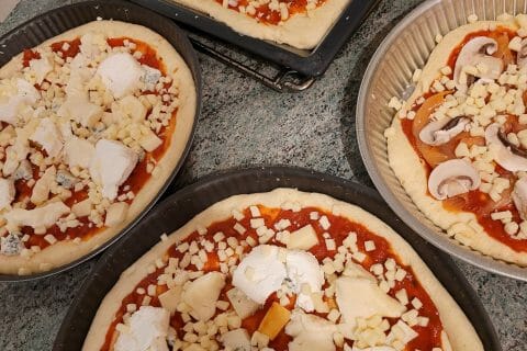 Cliquez pour zoomer ! Pizza au saumon et sauce kiri Thermomix par cflo68🐞