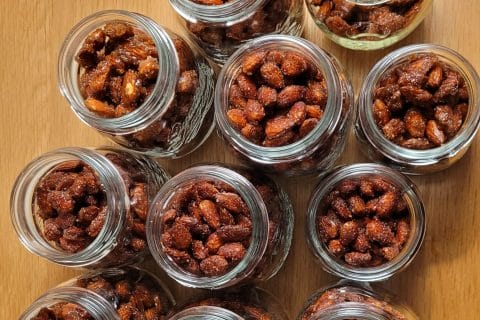 Cliquez pour zoomer ! Amandes grillées à la cannelle et au miel Thermomix par cflo68🐞