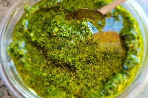 Cliquez pour zoomer ! Pesto aux fanes de radis Thermomix par cflo68🐞