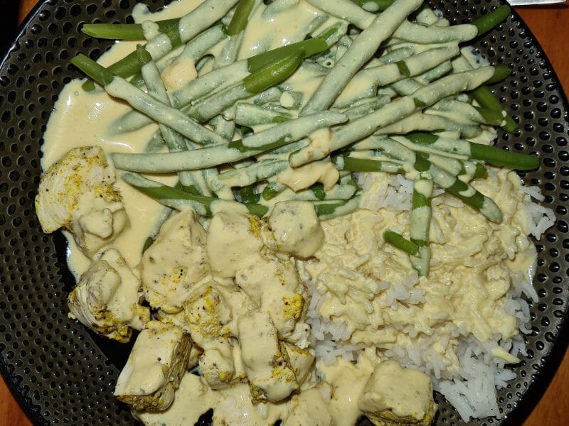 Cliquez pour zoomer ! Blancs de poulet sauce moutarde et curry Thermomix par coralie_149