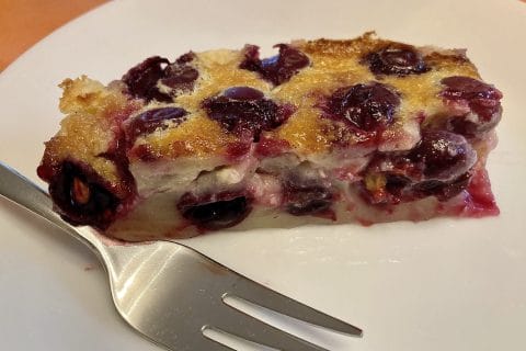 Cliquez pour zoomer ! Clafoutis aux raisins frais Thermomix par soniamanga