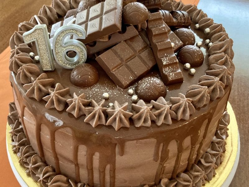 Cliquez pour zoomer ! Layer cake Kinder Bueno Thermomix par soniamanga