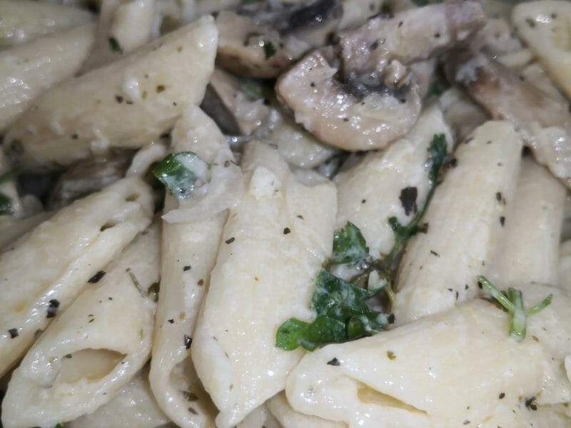 Cliquez pour zoomer ! Champignons à l’ail Thermomix par ylb25