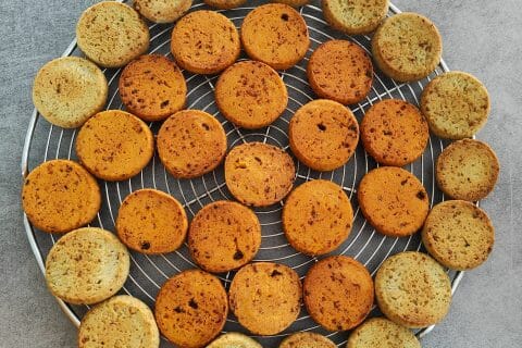 Cliquez pour zoomer ! Biscuits apéritif crème et oignon Thermomix par zazo0u
