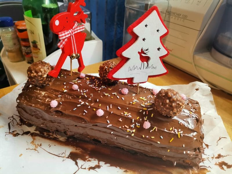 Cliquez pour zoomer ! Bûche Ferrero Rocher Thermomix par marinasf13