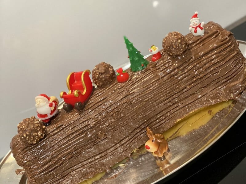 Cliquez pour zoomer ! Bûche Ferrero Rocher Thermomix par Sarah04