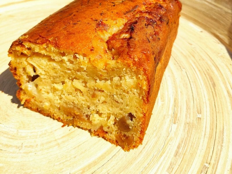 Cliquez pour zoomer ! Cake au chèvre, figues et au miel Thermomix par mllleco